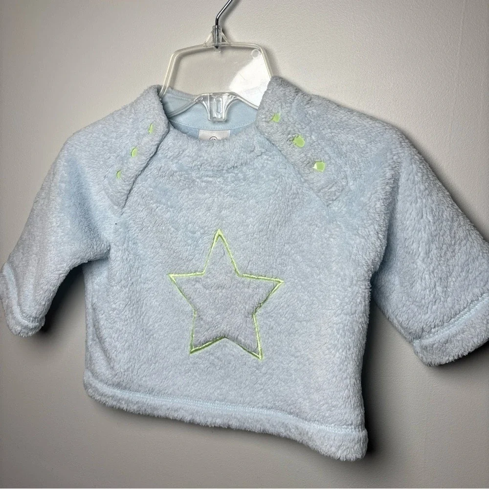 Hanna Andersson Fleece Star Pullover Light Blue Snap Shoulder Top Size 3-6 Month
